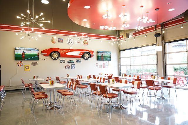 Jukebox Burgers & Bar laitier, Laval